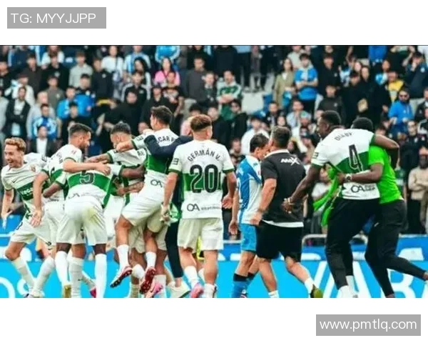 塞维利亚签下巴萨双星,引发西甲球迷热议