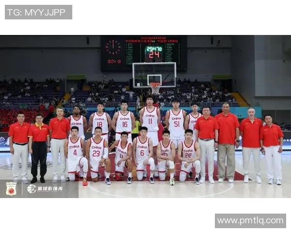 沙尔克04篮球遭遇保级危机,斯图加特战胜加剧困境